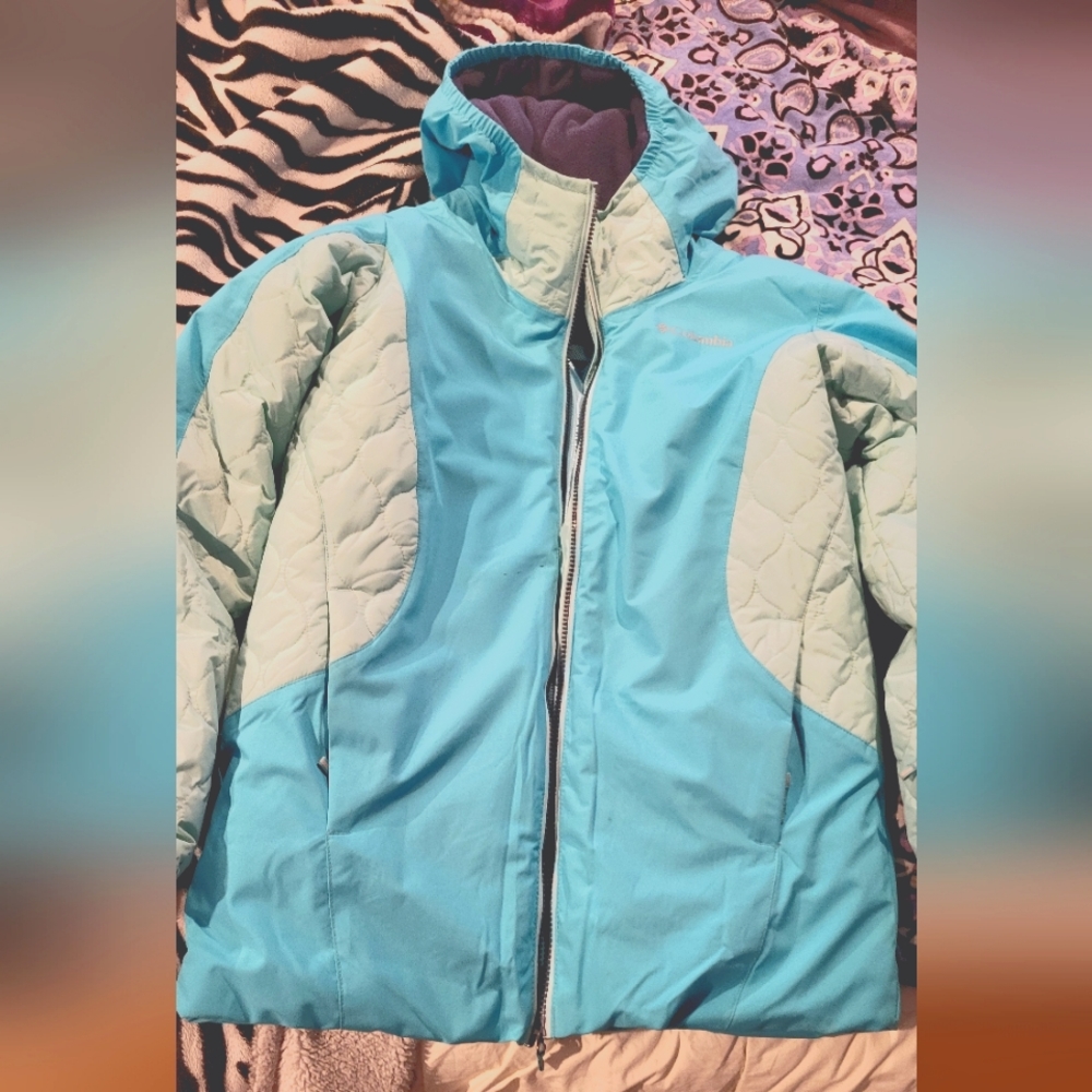 Columbia heat reflective winter jacket, teal, Youth Size L (14/16)